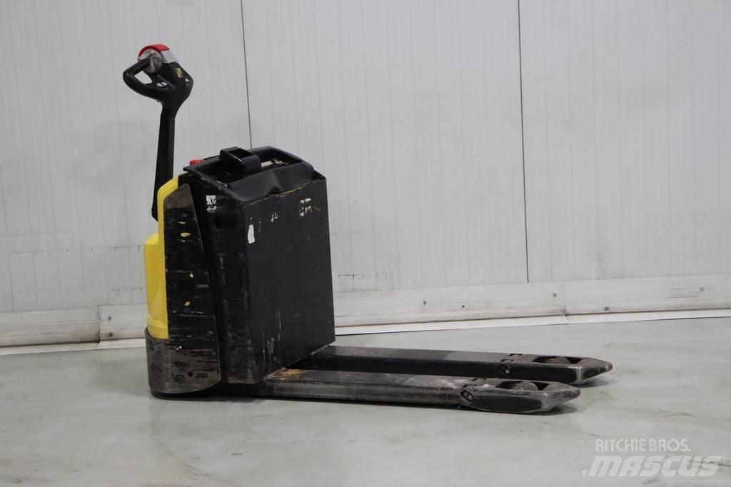 Hyster P1.6 Transpalette accompagnant