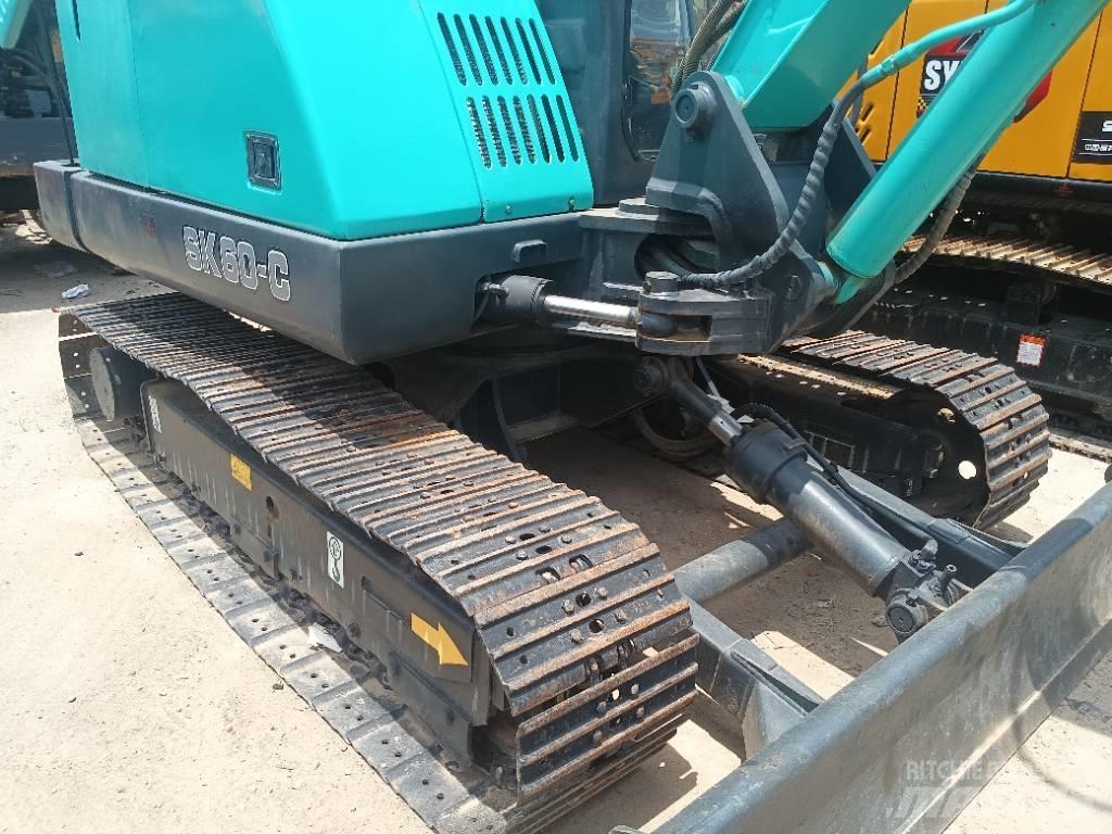Kobelco SK 60 Pelle sur chenilles