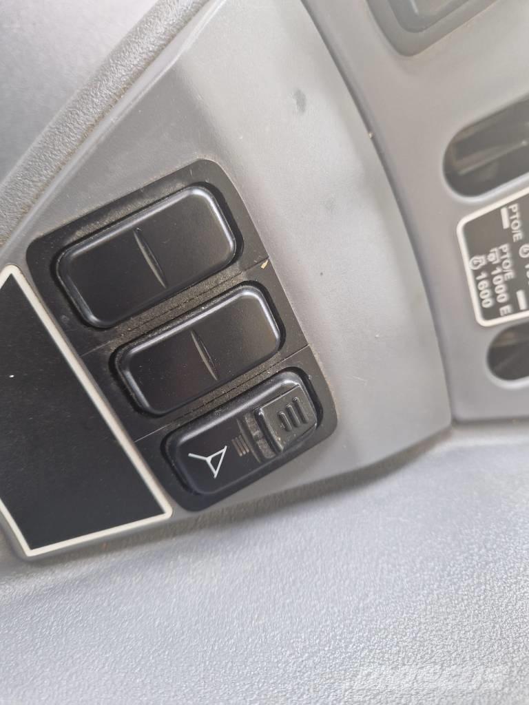 Kubota M7132 KVT Tracteur