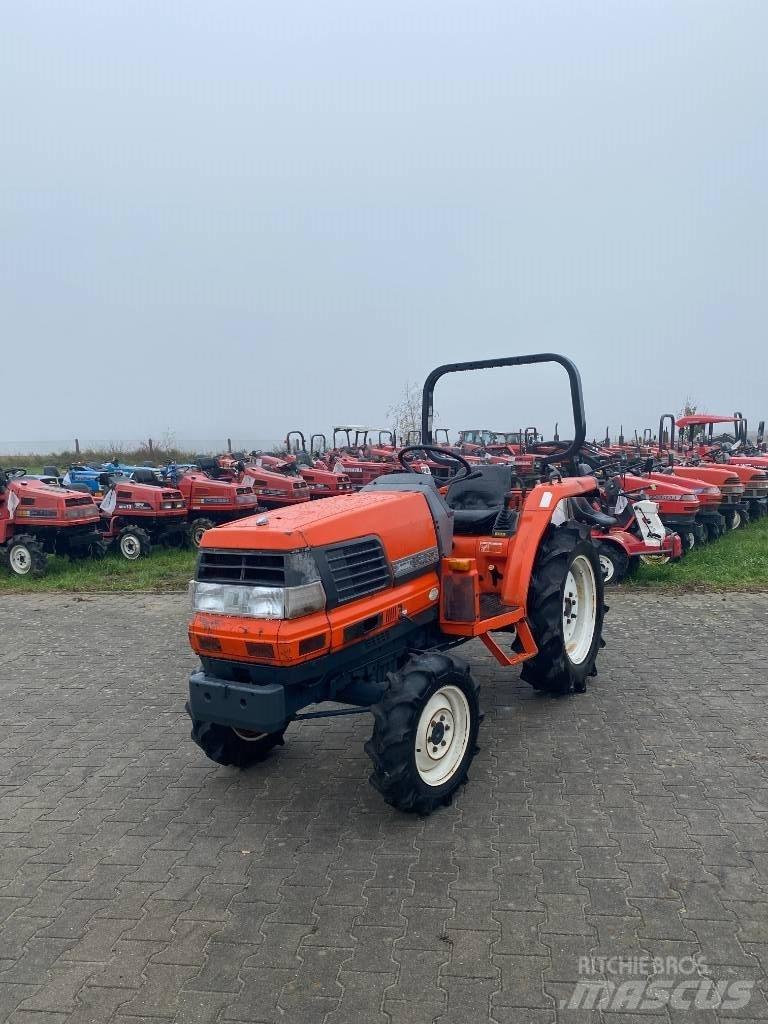 Kubota GL 220 Micro tracteur