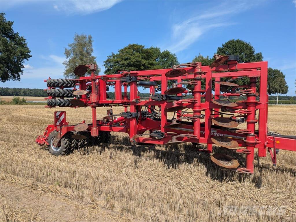Horsch Tiger 4 MT Déchaumeur, cultivateur
