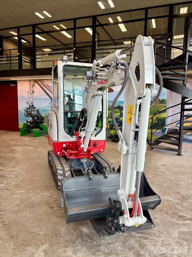 Takeuchi TB 225 Mini pelle < 7t