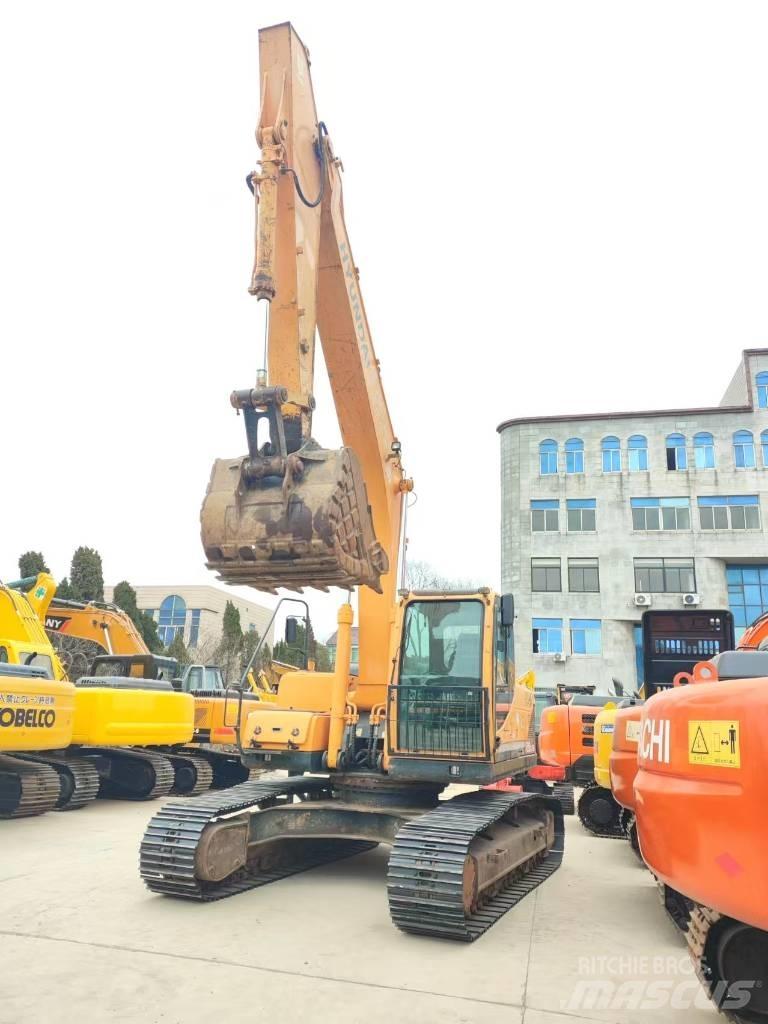 Hyundai R220LC-9S Pelle sur chenilles