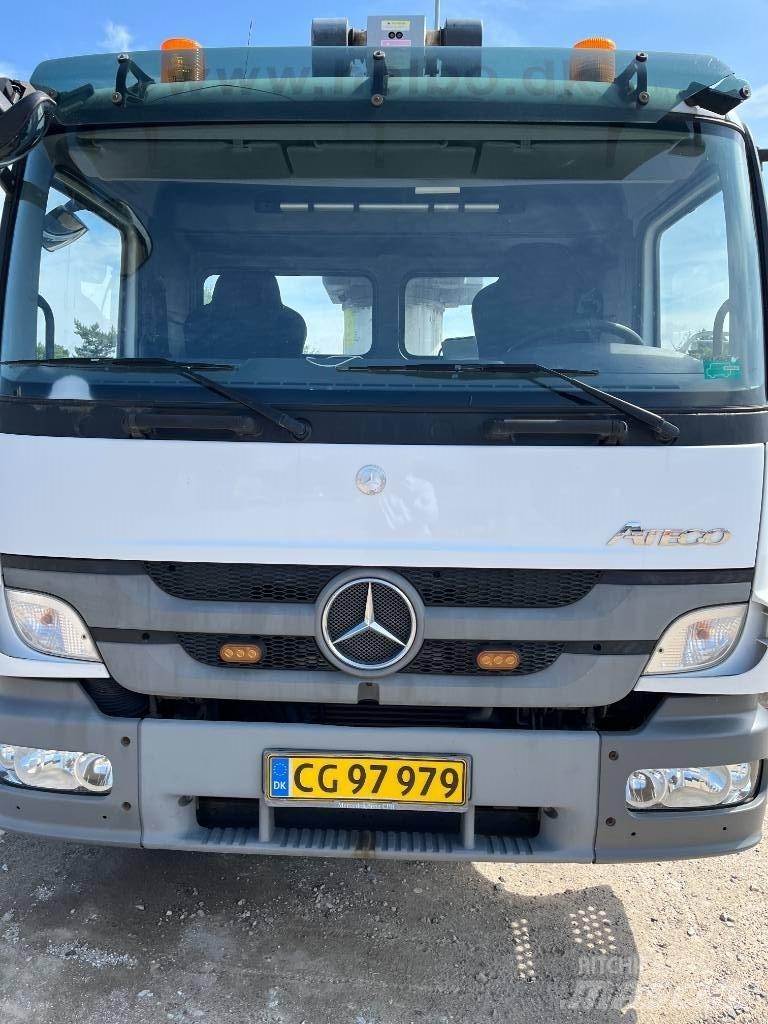 VERSALIFT VT-66-LF Camion nacelle
