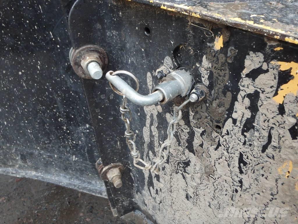 JCB 4 CN Tractopelle