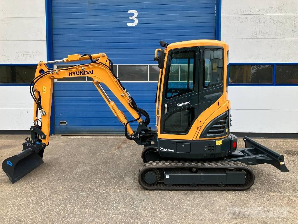 Hyundai R25Z-9AK Mini pelle < 7t