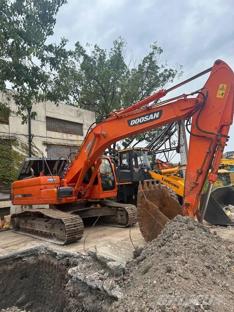 Doosan DX300 Pelle sur chenilles