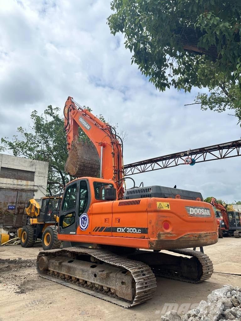 Doosan DX300 Pelle sur chenilles