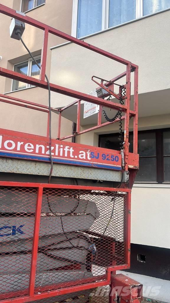 SkyJack SJ 9250 Ascenseurs de chantier