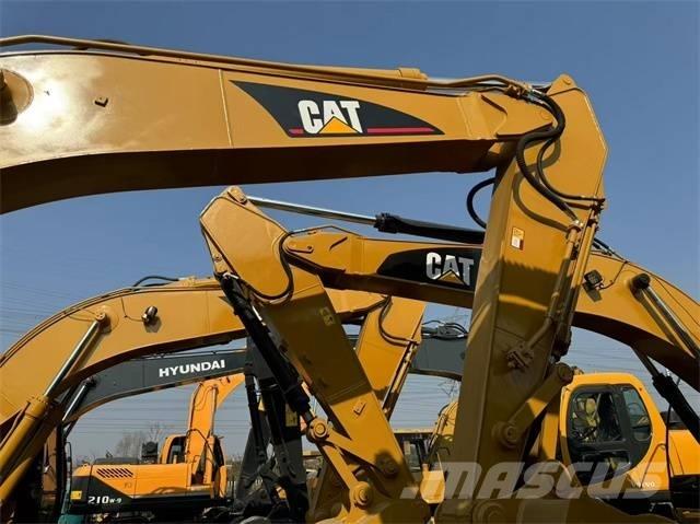 CAT 320 C L Pelle sur chenilles