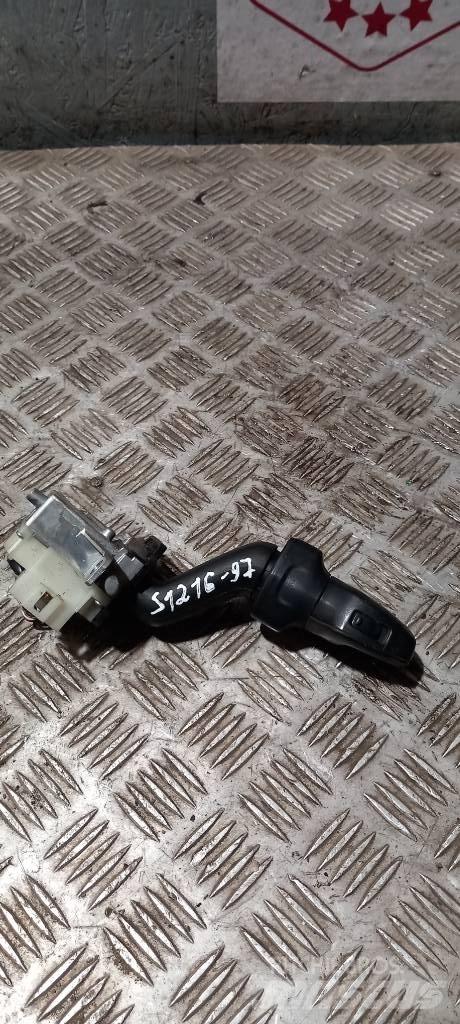 Scania R 440    1858199 Cabines