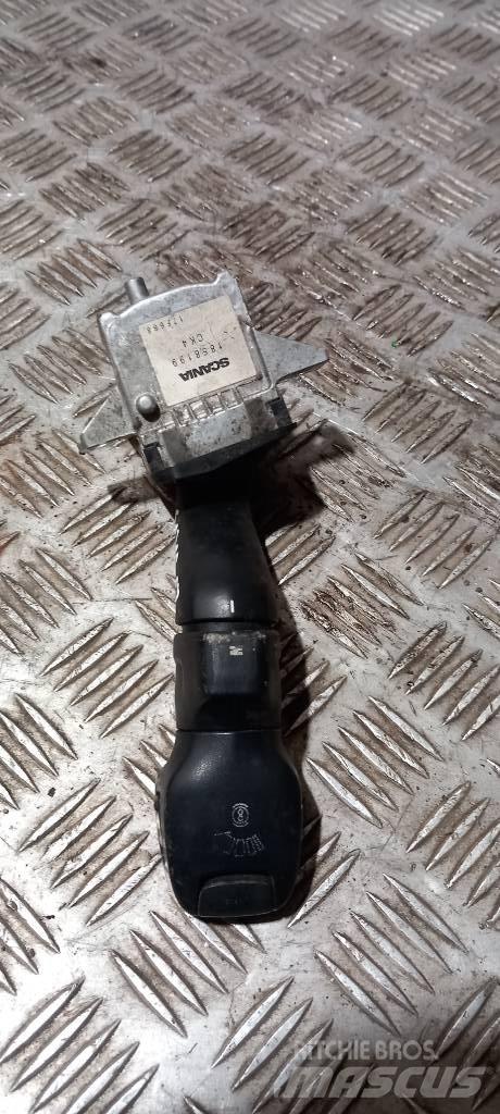Scania R 440    1858199 Cabines
