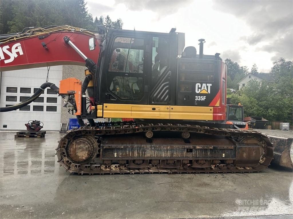 CAT 335 F L Foreuse de surface