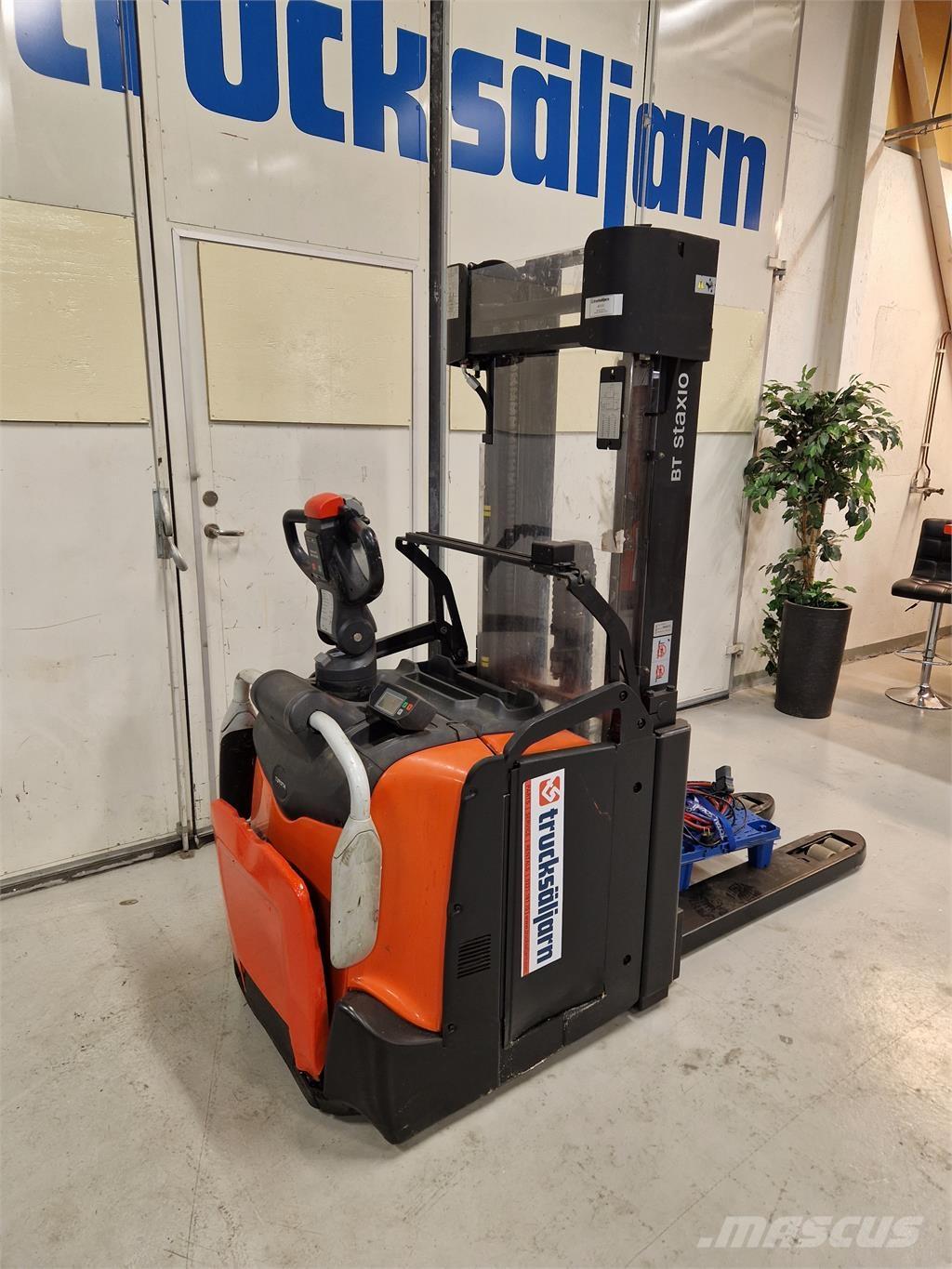 Toyota SPE160L Gerbeurs Automoteurs