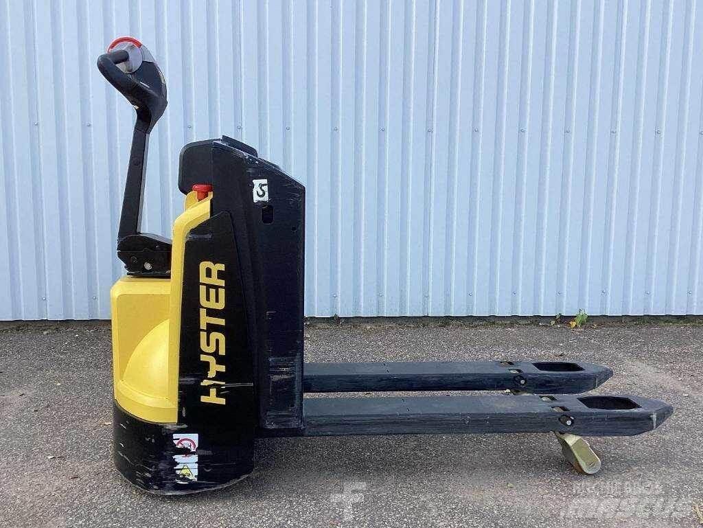 Hyster P2.0 Gerbeur accompagnant