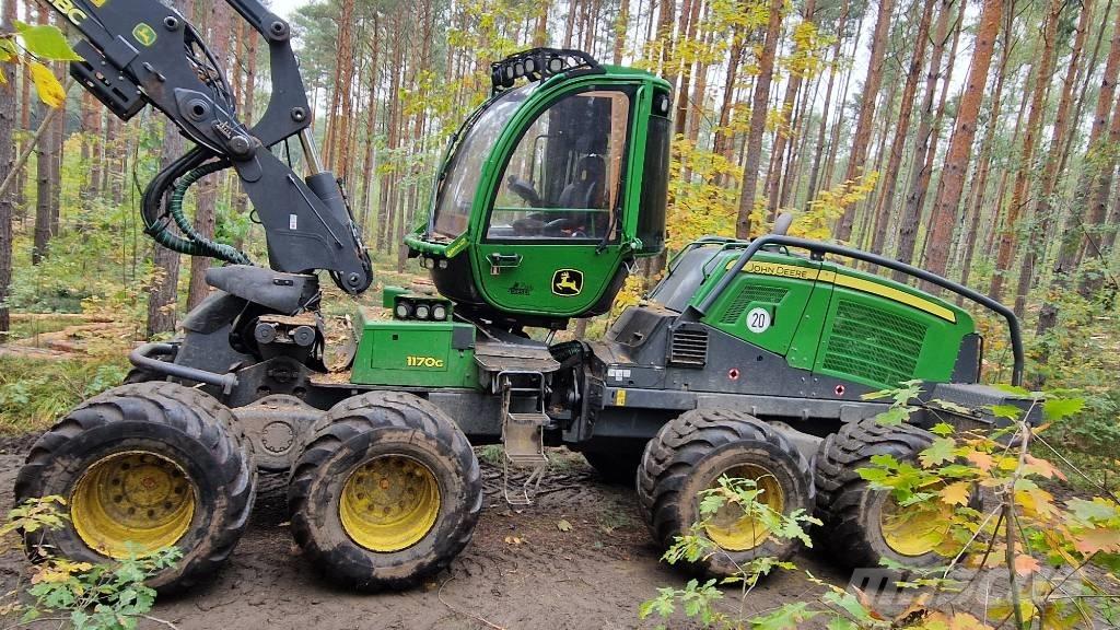 John Deere 1170G Abatteuse