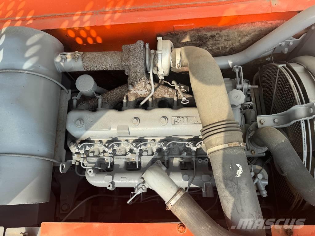 Hitachi ZX 240 Pelle sur chenilles