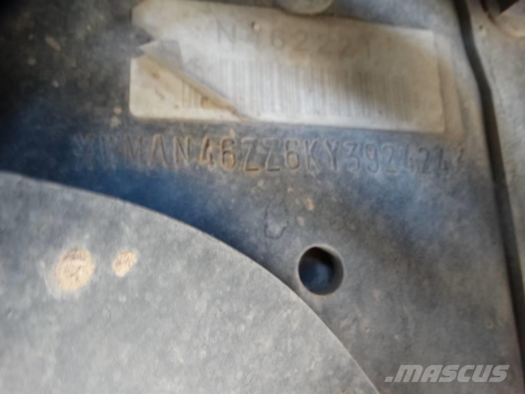MAN 26.320 6x2-4 BL Camion poubelle