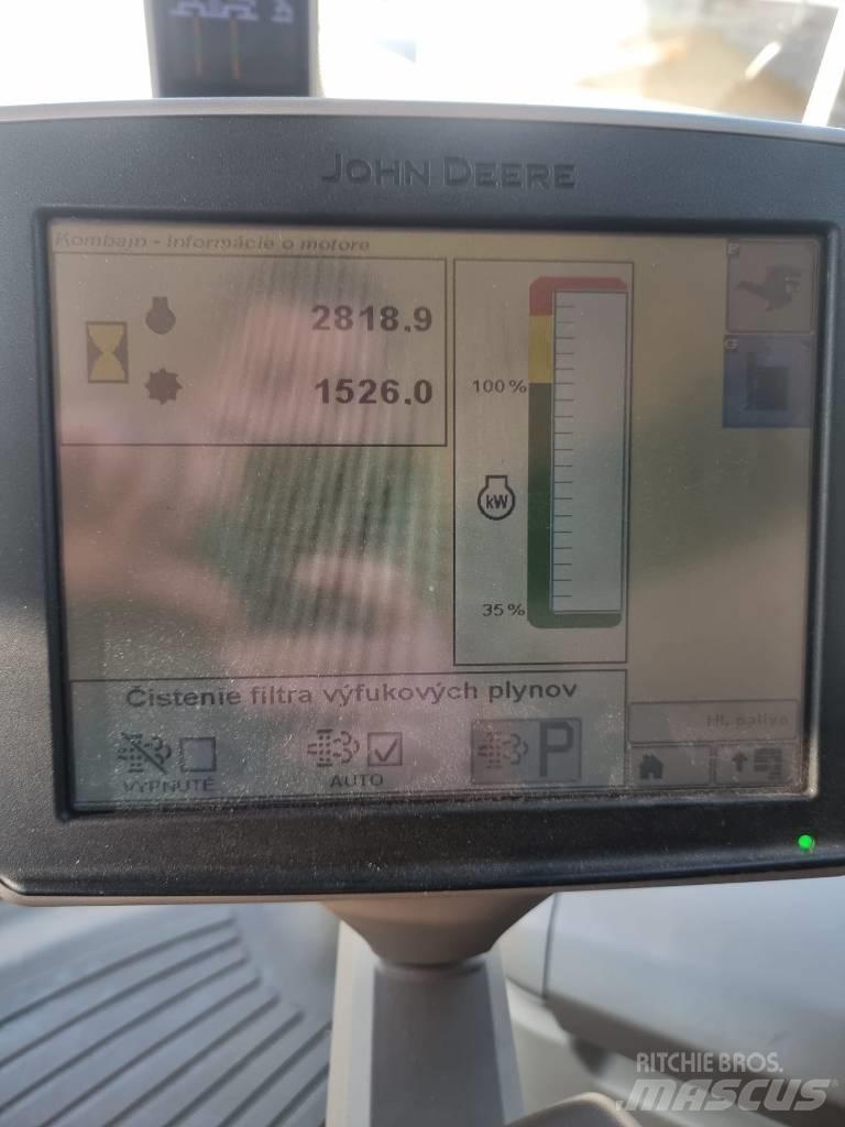 John Deere T 670 i Moissonneuse batteuse