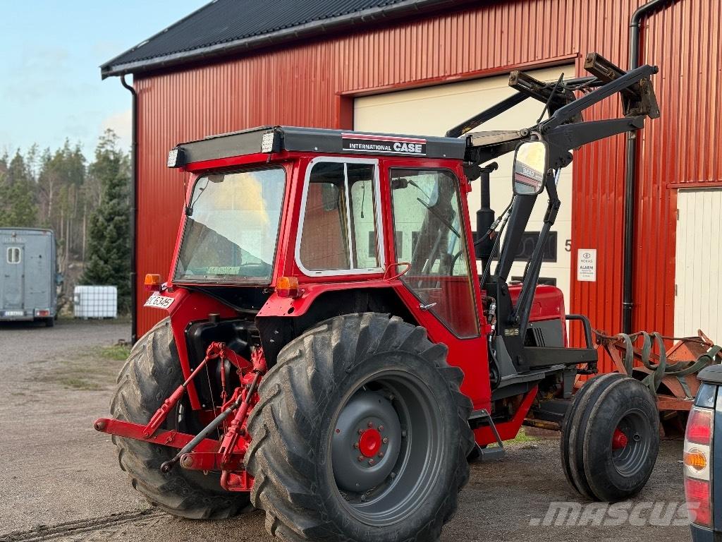 International 574 Tracteur