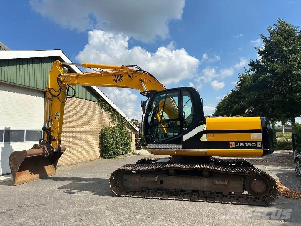 JCB JS190 LC Pelle sur chenilles