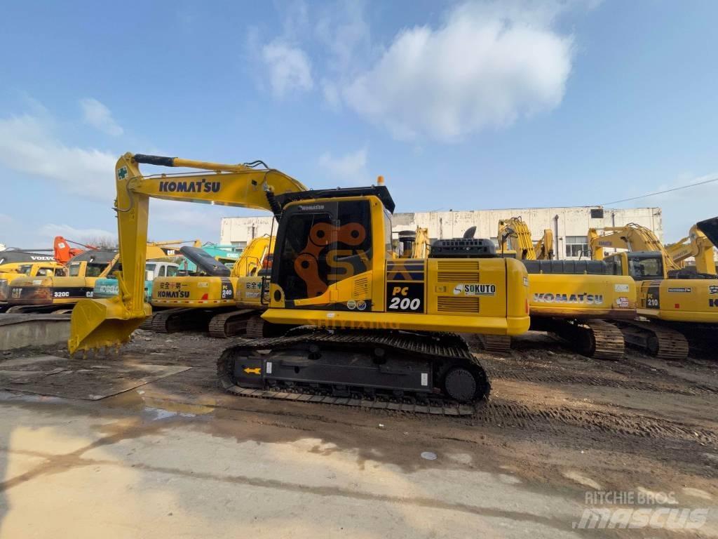 Komatsu PC 200 Pelle sur chenilles