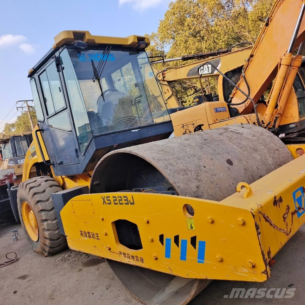 XCMG XS 143 J Rouleaux monocylindre