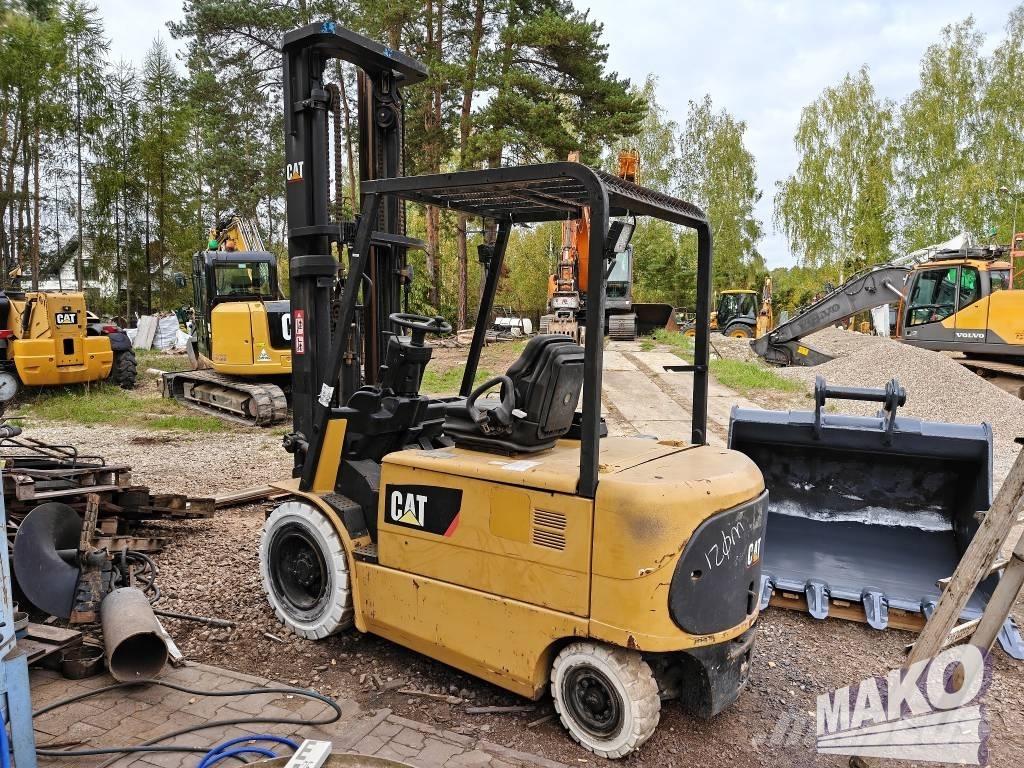CAT EP 35 K PAC Chariots élévateurs électriques