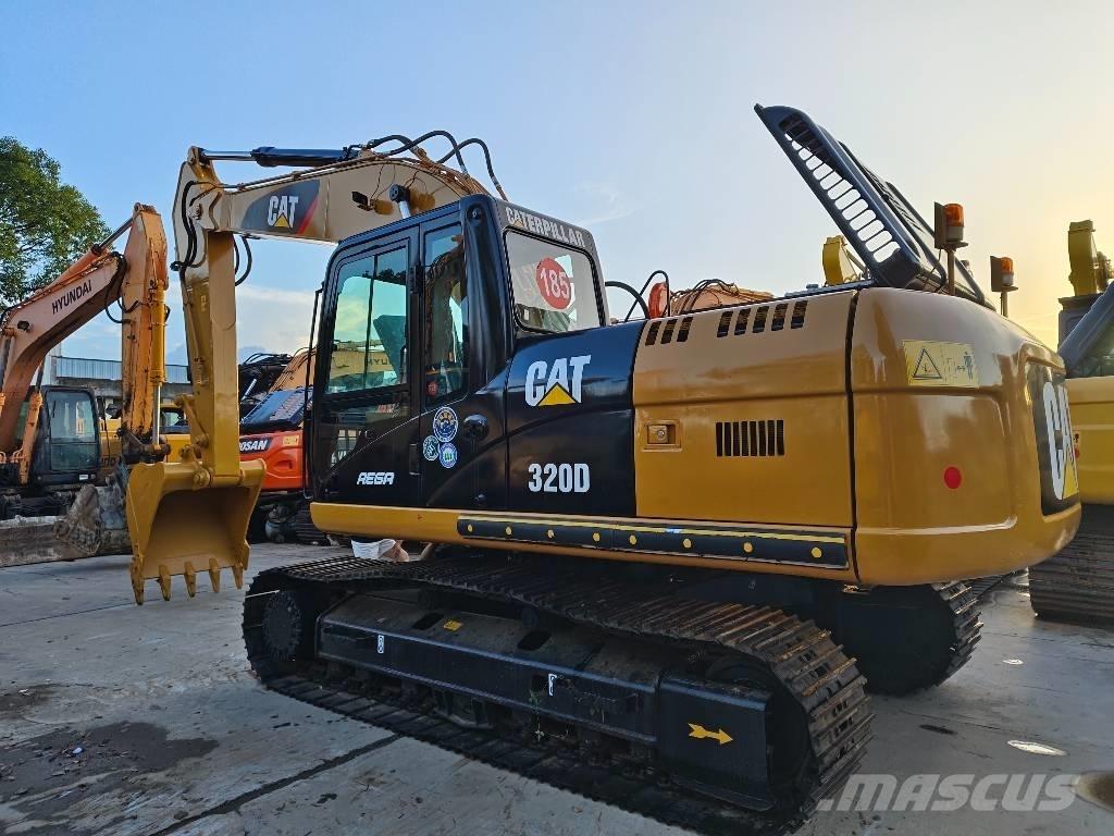 CAT 320 D Pelle sur chenilles