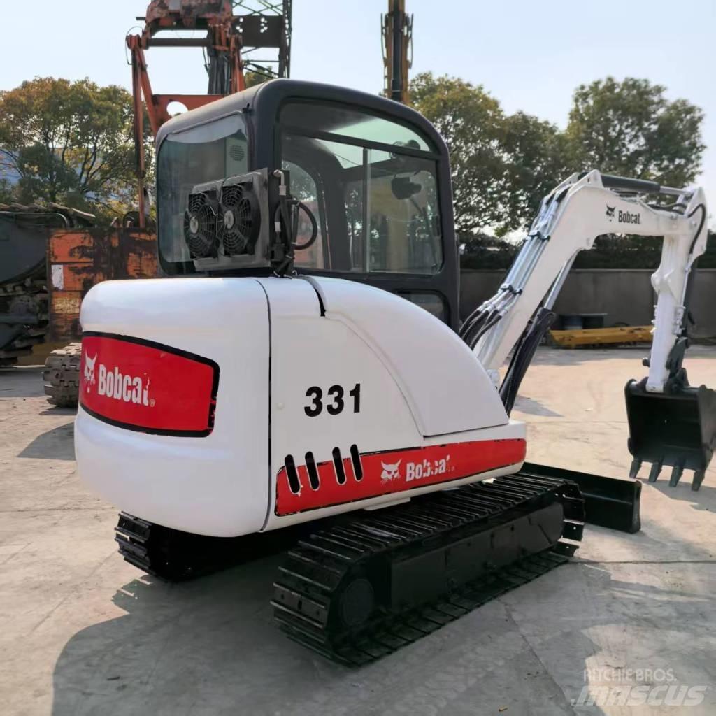 Bobcat 331 Mini pelle < 7t