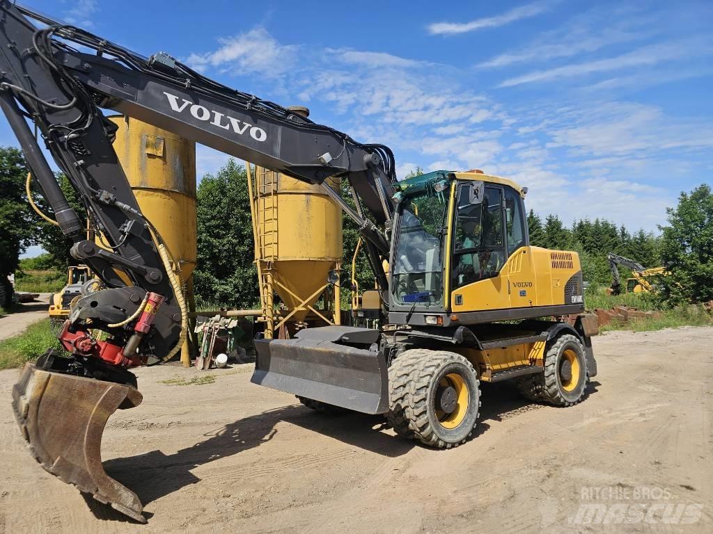 Volvo EW 160 C Pelle sur pneus