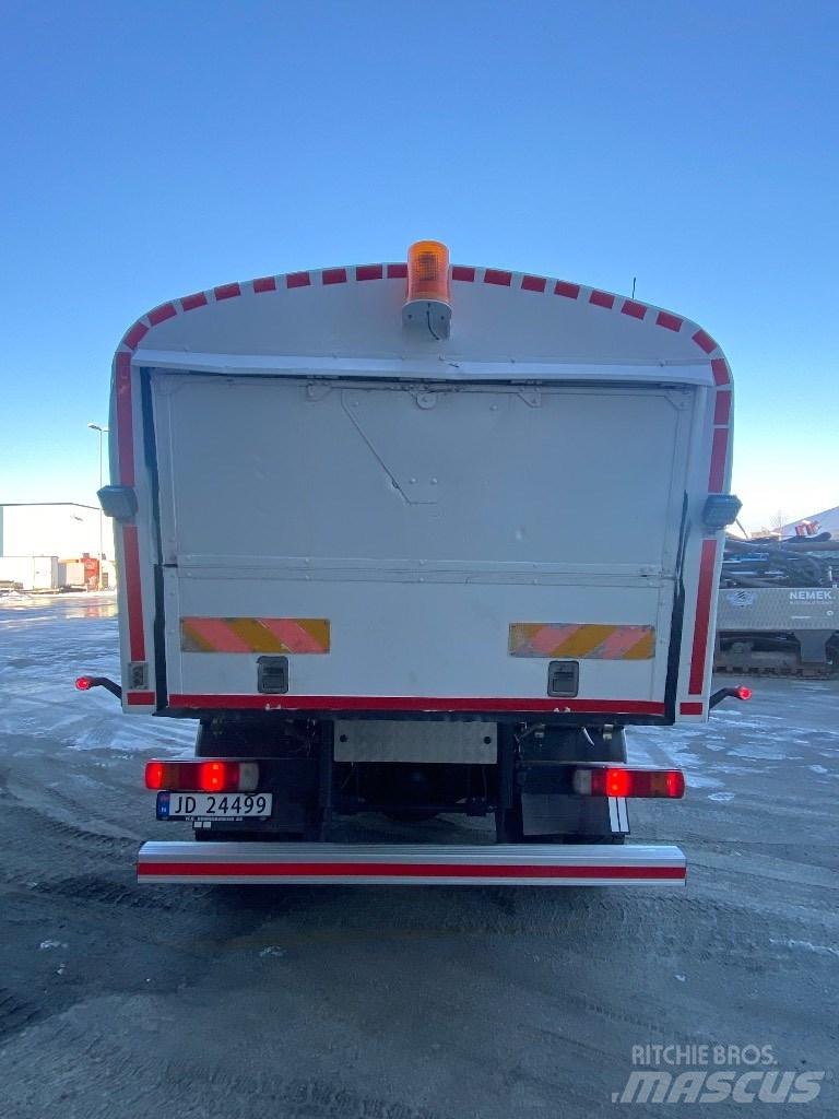 Scania 124 C 360 Motrici cisterna
