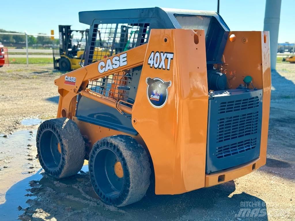 CASE 40 XT Chargeuse compacte