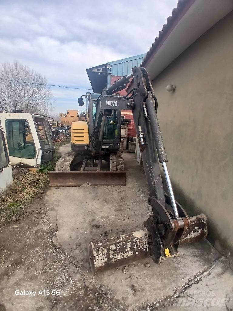 Volvo ECR 48 C Mini pelle < 7t