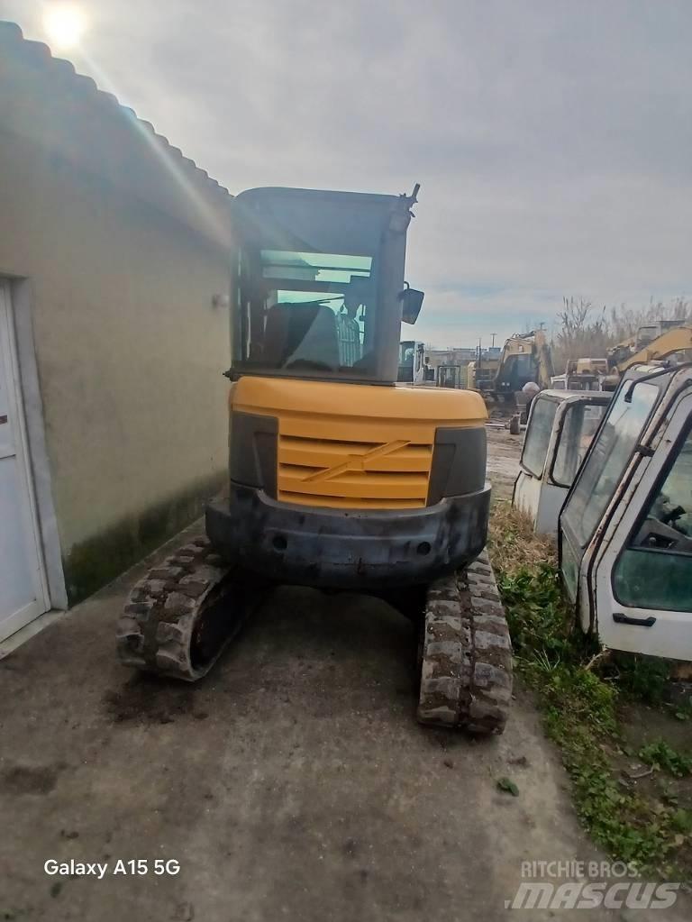 Volvo ECR 48 C Mini pelle < 7t
