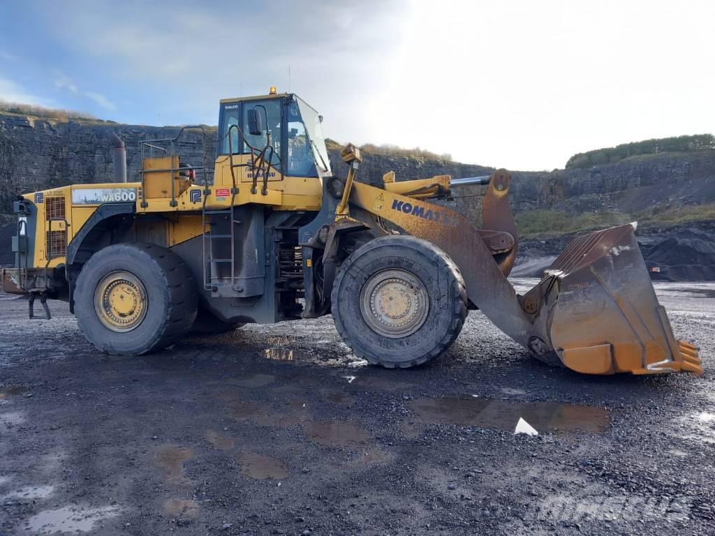 Komatsu WA 600-6 Chargeuse sur pneus