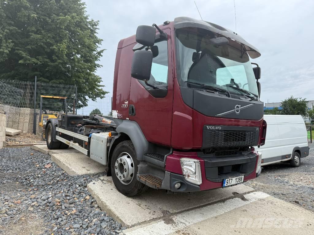 Volvo FL 280 Camion ampliroll