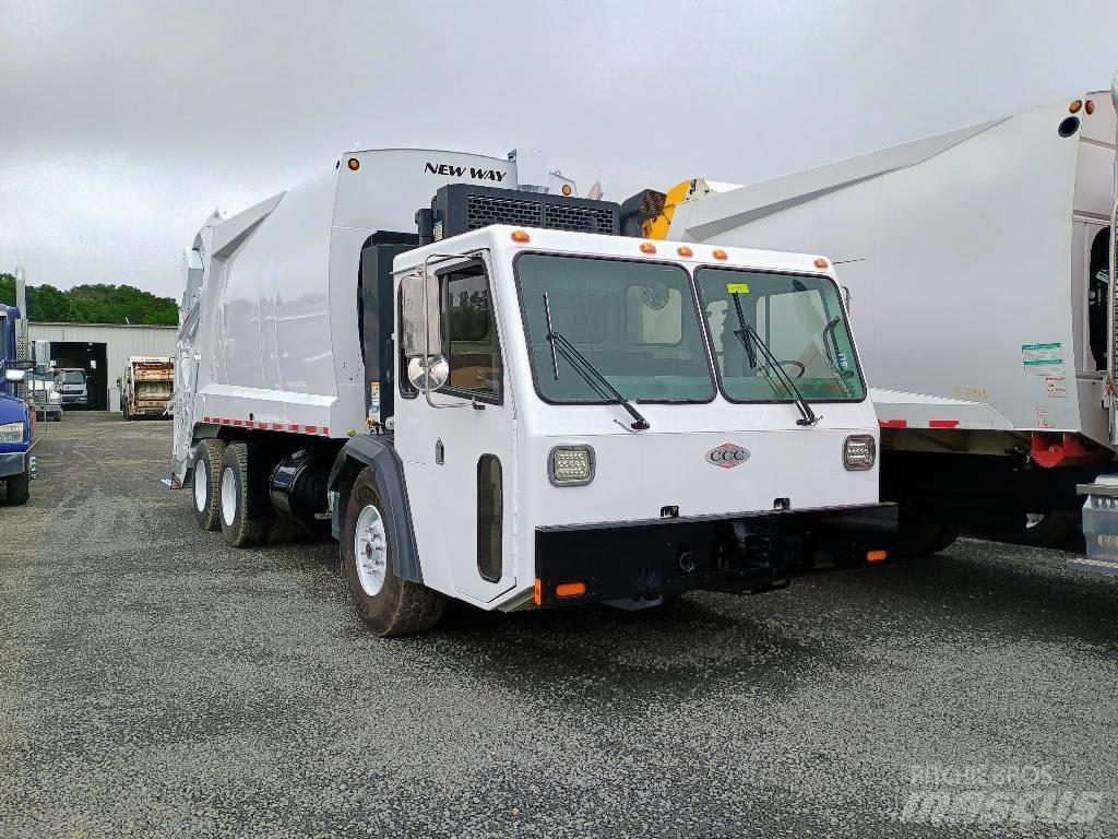 Crane Carrier LE Camion poubelle