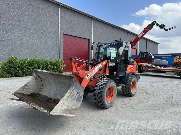 Kubota R065W Chargeuse sur pneus