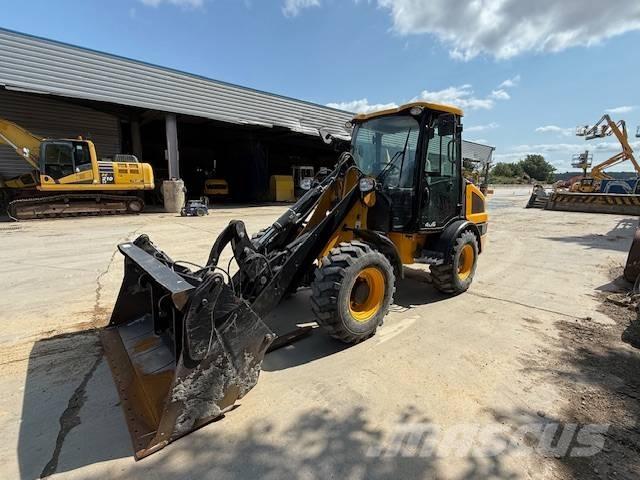 JCB 406 Chargeuse sur pneus
