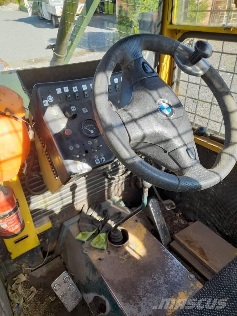 LKT 81 TURBO Débusqueur