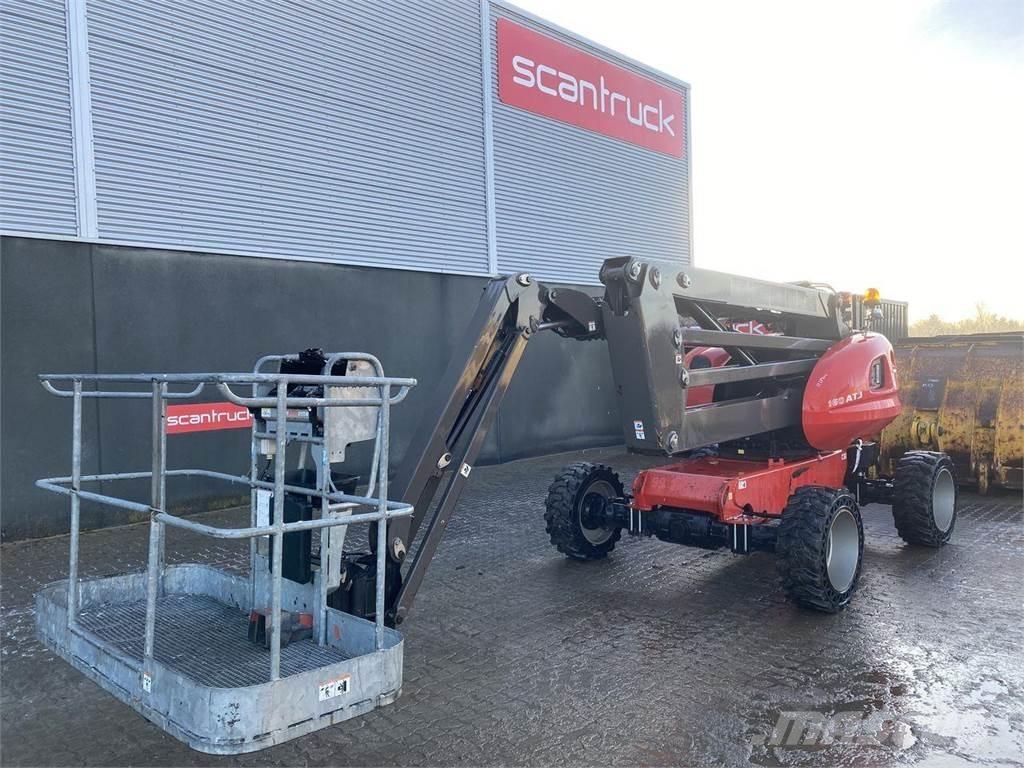 Manitou 160ATJ RC Nacelles articulées