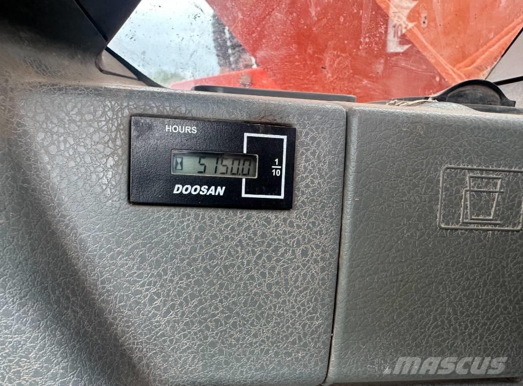 Doosan DX 140 LCR-3 Pelle sur chenilles