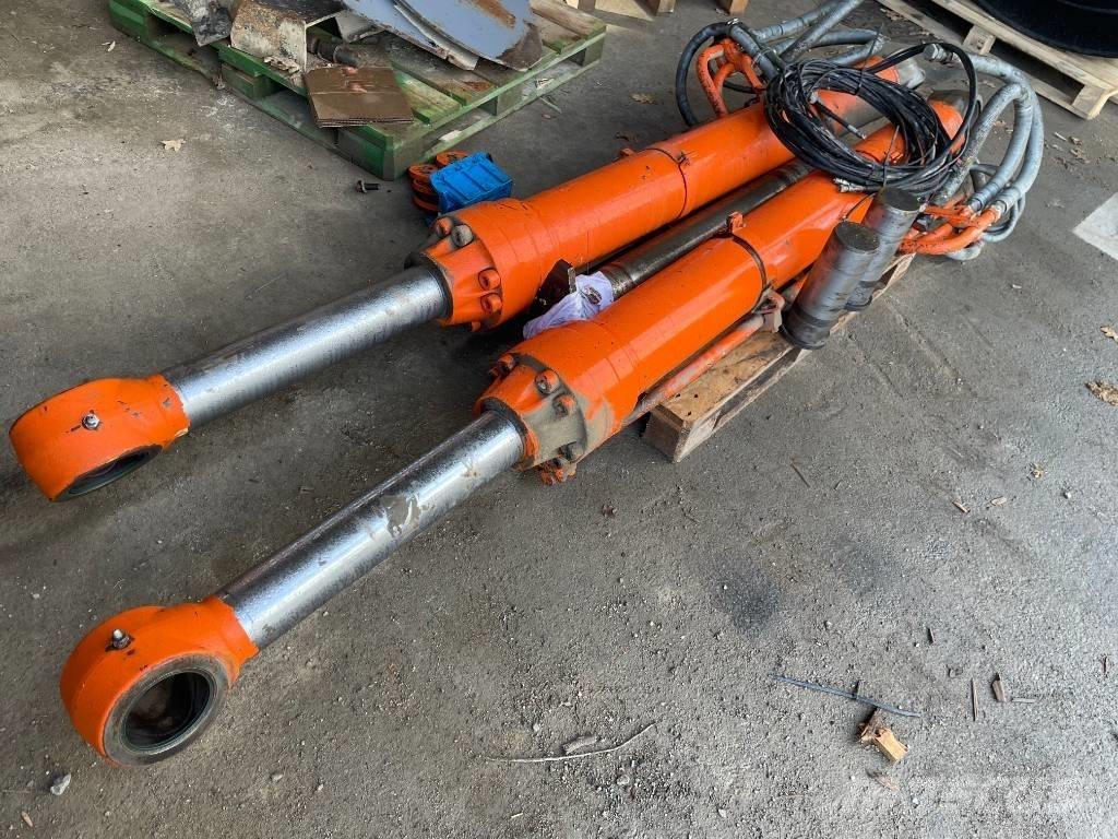 Hitachi ZX490LCH-6 Pelle sur chenilles