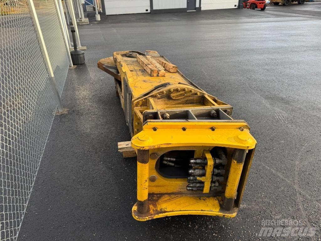  Arox EHS39 Concasseur de Travaux Publics