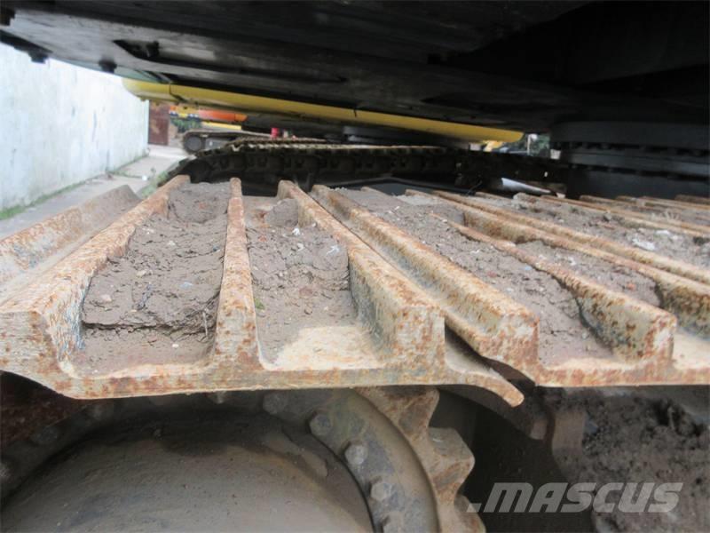 Kobelco SK 210 Pelle sur chenilles