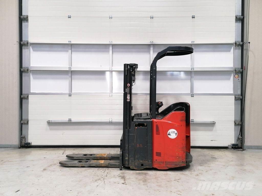 Linde L12SP Gerbeur accompagnant