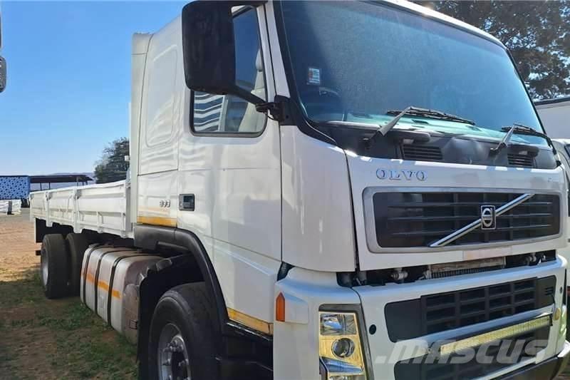 Volvo 400 Autre camion