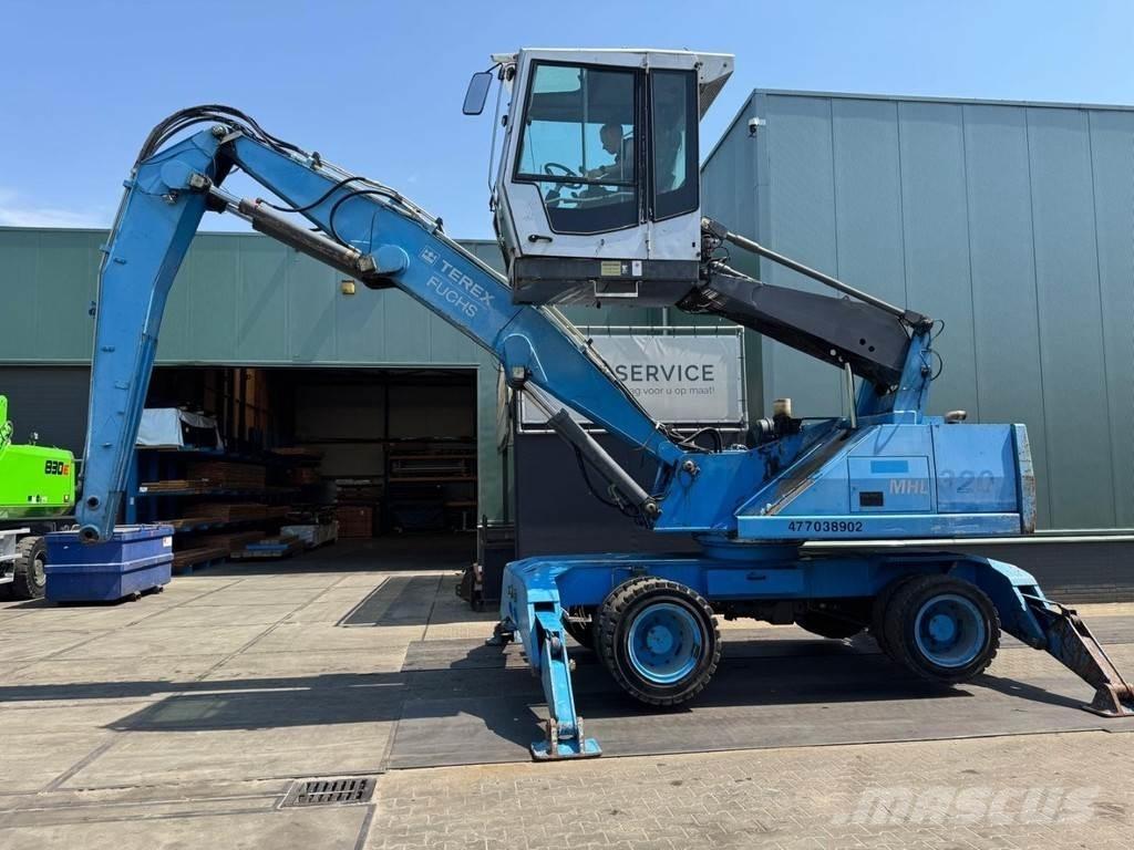 Fuchs MHL 320 Pelle à déchets