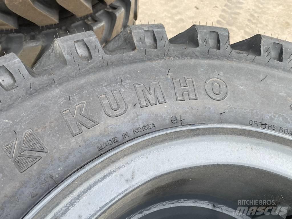 Kumho 10,00-20 Pneus, roues et jantes